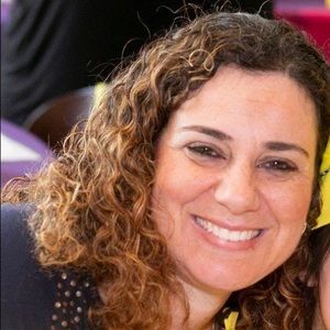 Meet your Posher, Andrea